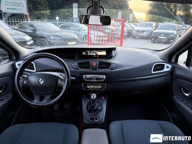renault Grand Scenic 2011