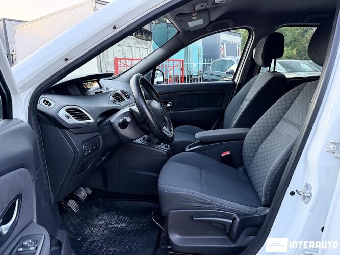 renault Grand Scenic 2011