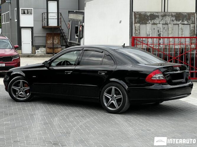 Mercedes E 200 29 mercedes E 200 2008