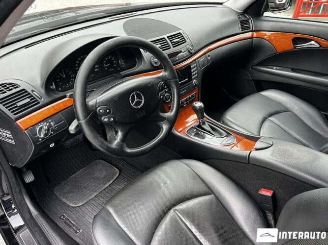 Mercedes E 200 32 mercedes E 200 2008