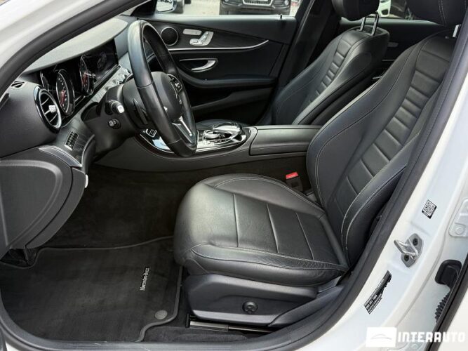 Mercedes E 220 41 mercedes E 220 2018