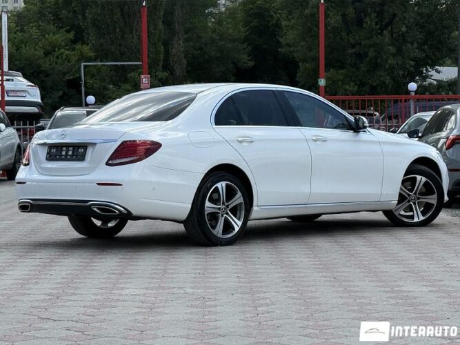 Mercedes E 220 36 mercedes E 220 2018