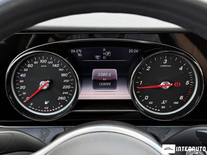 Mercedes E 220 48 mercedes E 220 2018