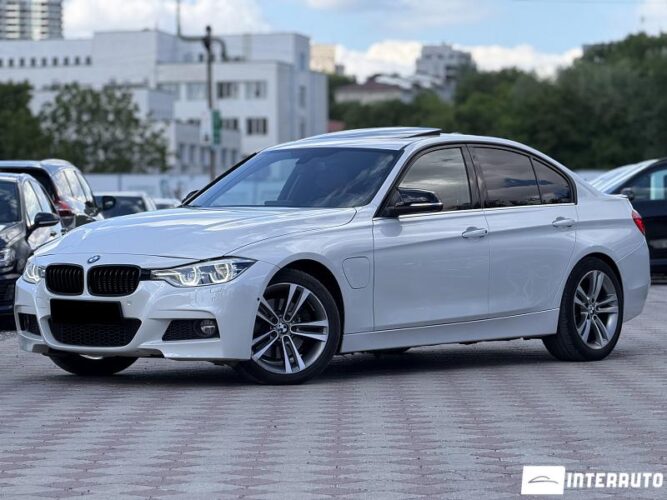 BMW 330E 2017 doar la InterAuto