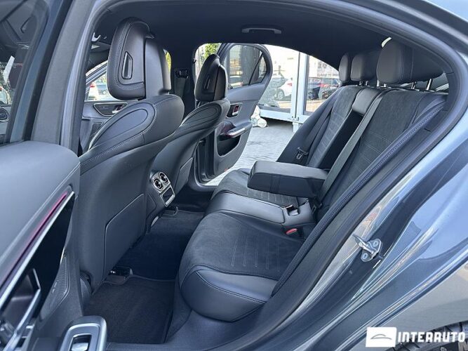 Mercedes C 200 42 mercedes C 200 2023