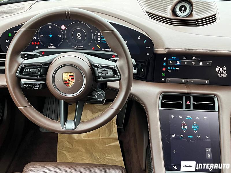 porsche Taycan Turbo S 2020