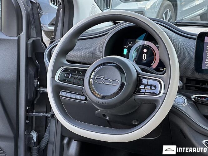 Fiat 500E 37 fiat 500E 2021