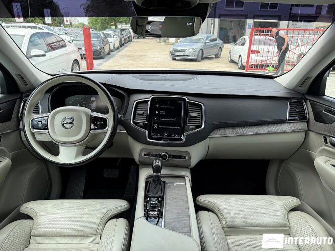 volvo XC 90 2020