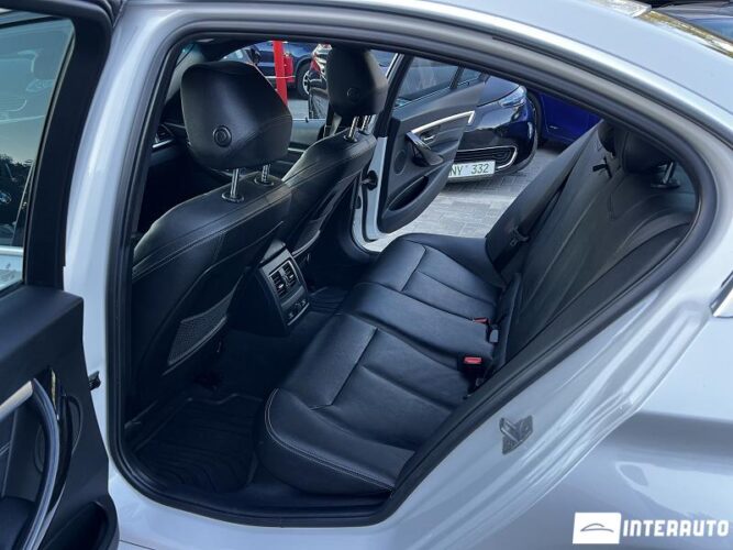 bmw 330 2017