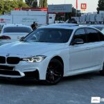 BMW 330 2017