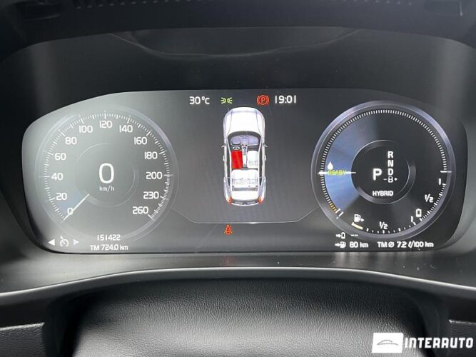 volvo XC 40 2021