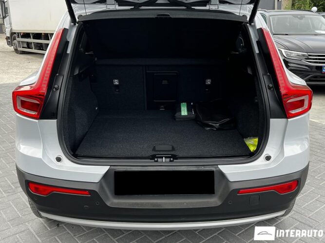 volvo XC 40 2021