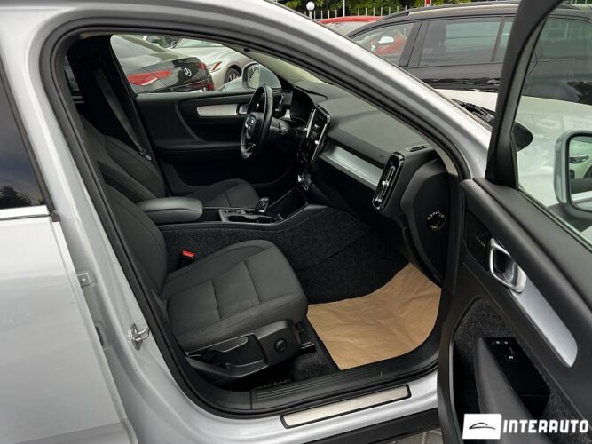 volvo XC 40 2021