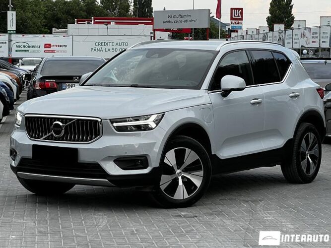 Volvo XC 40 2021 doar la InterAuto