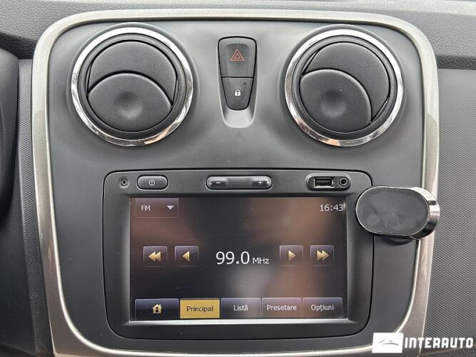 Dacia Sandero Stepway 37 dacia Sandero Stepway 2013