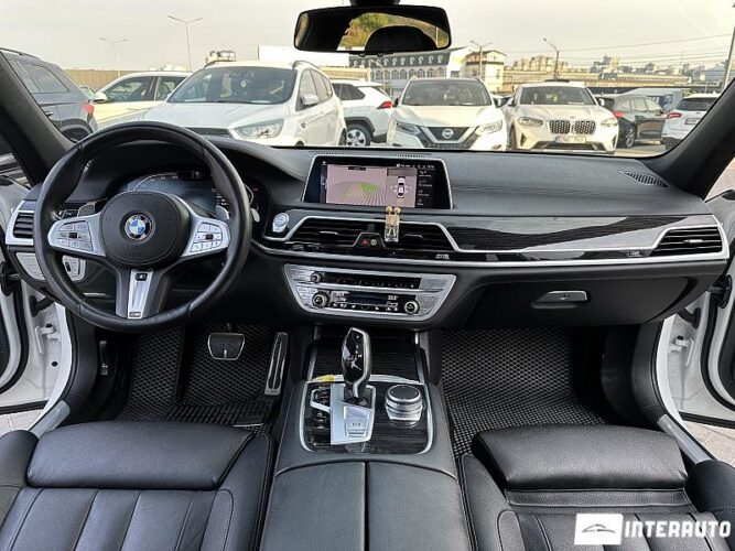 bmw 740 2021