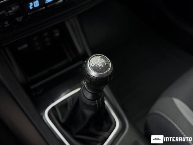 Toyota Auris 39 toyota Auris 2016