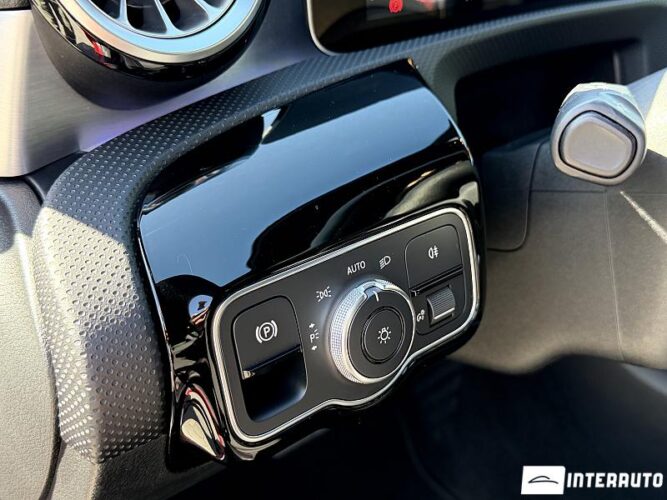 mercedes CLA 200 2020