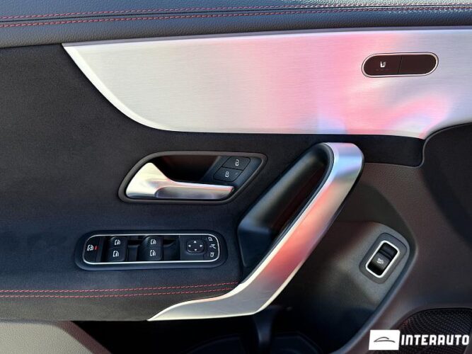 mercedes CLA 200 2020