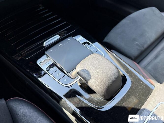 mercedes CLA 200 2020