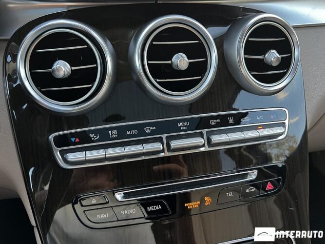 Mercedes GLC 350e 46 mercedes GLC 350e 2019