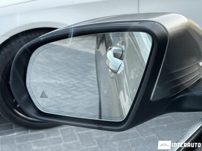 Mercedes GLC 350e 39 mercedes GLC 350e 2019