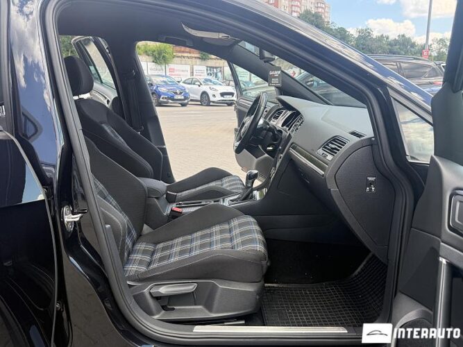 Volkswagen Golf GTE 46 volkswagen Golf GTE 2015