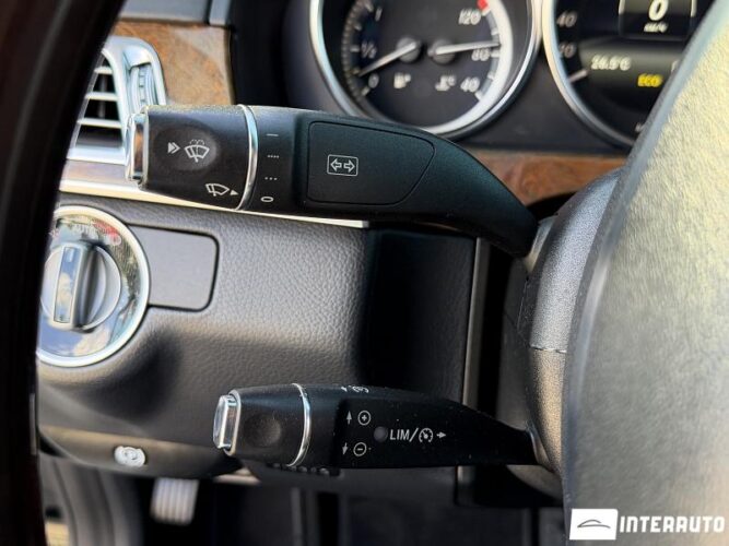 Mercedes E 220 41 mercedes E 220 2013