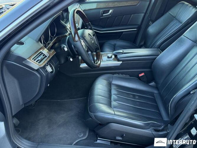 Mercedes E 220 37 mercedes E 220 2013