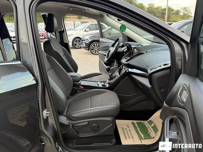Ford Kuga 47 ford Kuga 2018