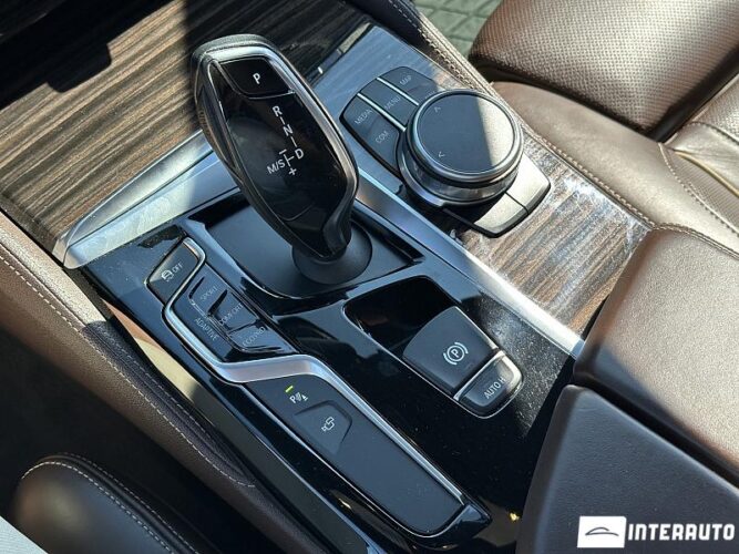 BMW 520 44 bmw 520 2018