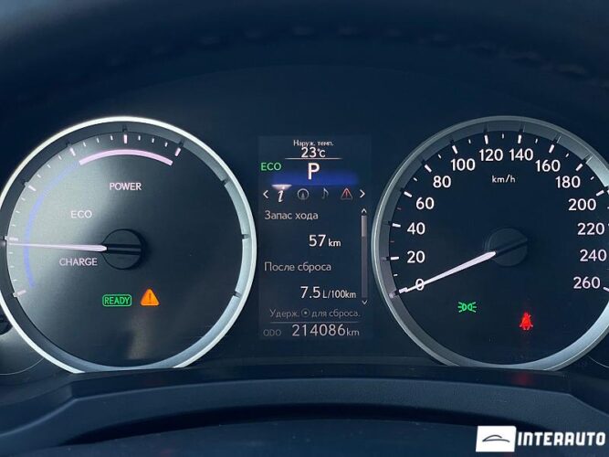lexus IS 300h 2013