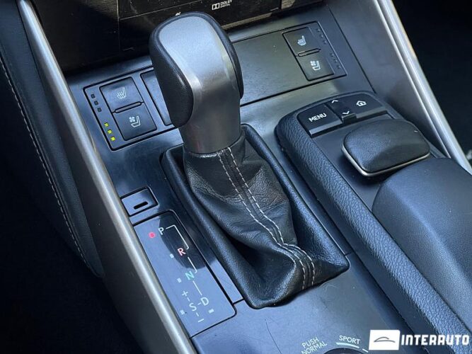 lexus IS 300h 2013