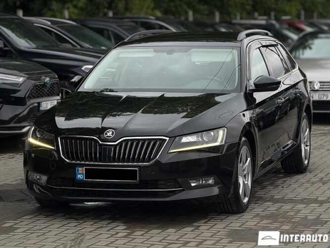 Skoda Superb 2015 doar la InterAuto