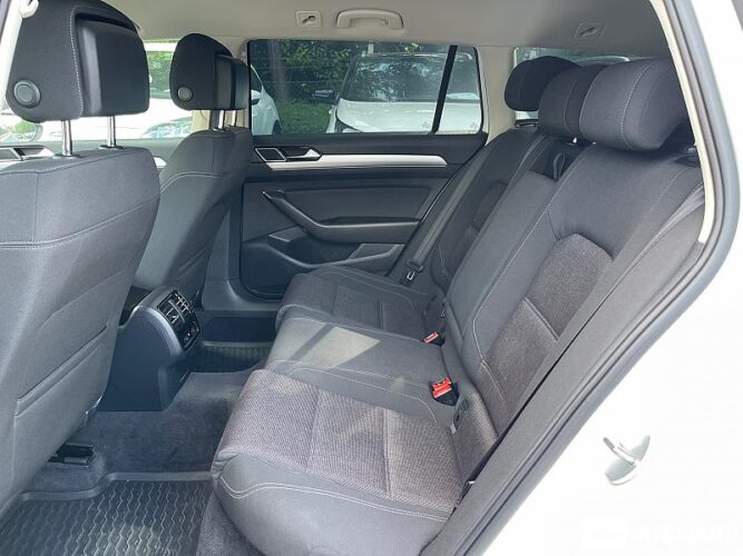 Volkswagen Passat 46 volkswagen Passat 2015