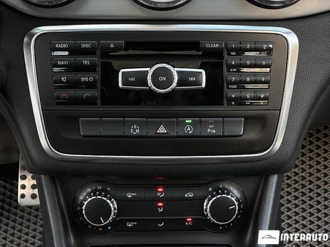 Mercedes GLA 180 41 mercedes GLA 180 2015