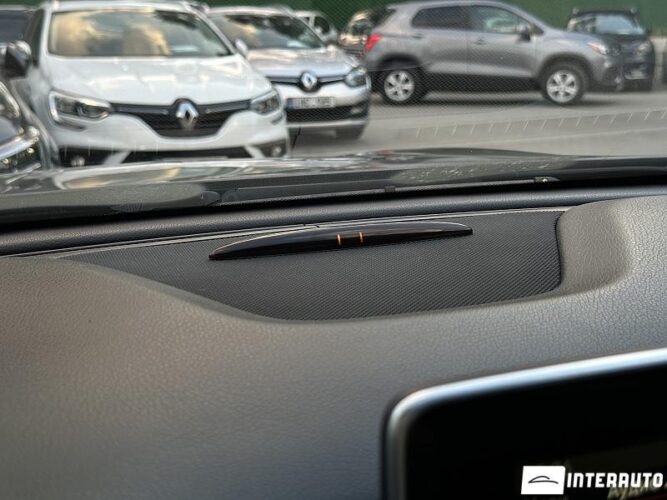 Mercedes GLA 180 39 mercedes GLA 180 2015