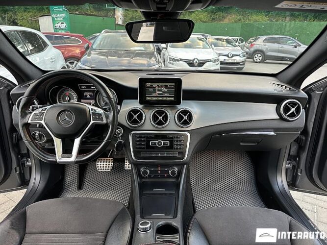 Mercedes GLA 180 36 mercedes GLA 180 2015