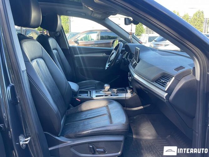 Audi Q5 49 audi Q5 2020