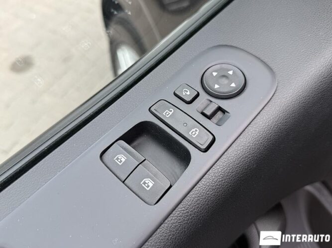 hyundai Staria 2023