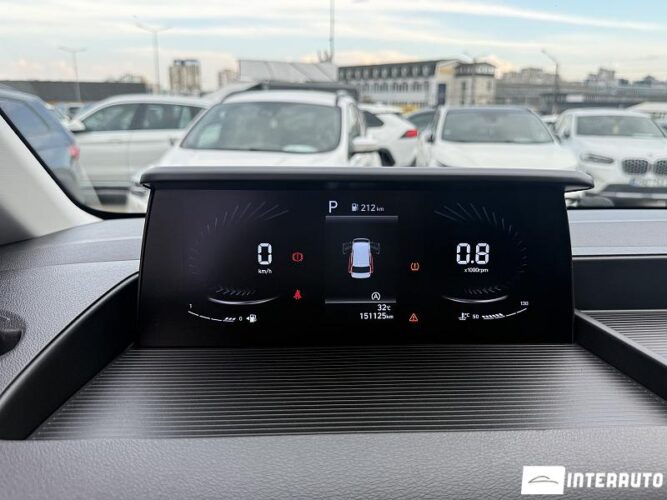 hyundai Staria 2023