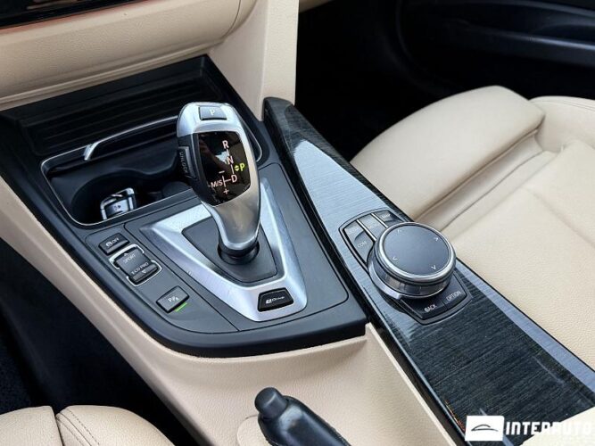 BMW 330E 44 bmw 330E 2018