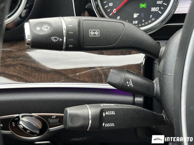 Mercedes E 300 44 mercedes E 300 2016