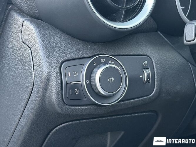 alfa romeo Giulia 2021