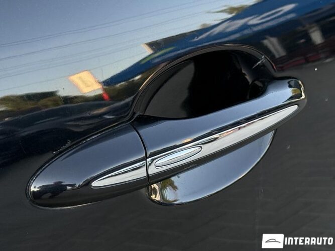 jaguar XJ 2016