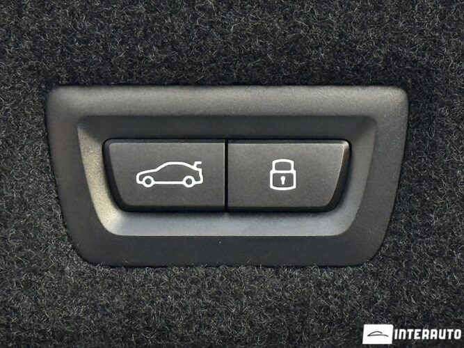 bmw 750e XDrive 2024