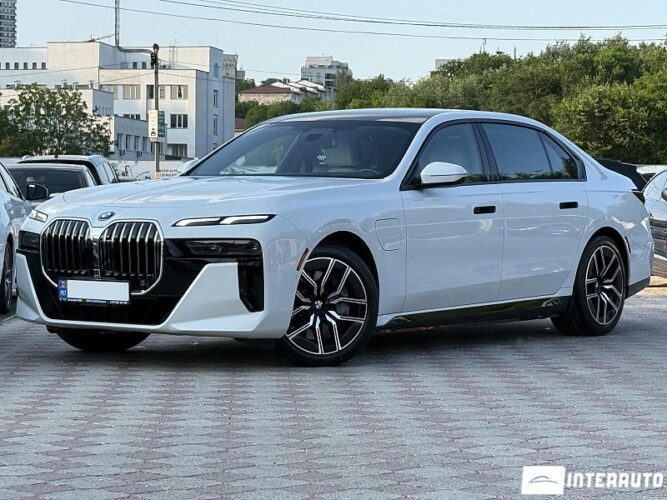 BMW 750e XDrive 2024 doar la InterAuto