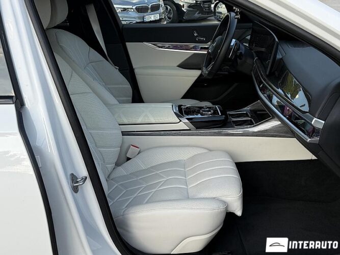 bmw 750e XDrive 2024