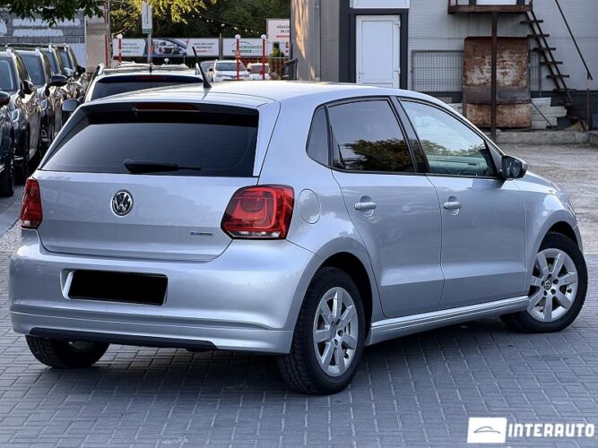 Volkswagen Polo 33 volkswagen Polo 2011