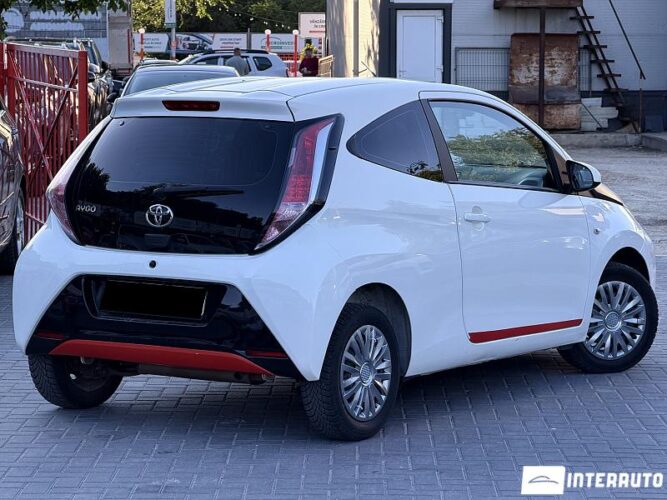 Toyota Aygo 29 toyota Aygo 2017